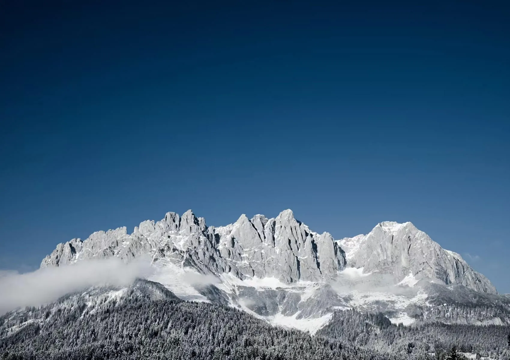 istockkaisergebirge_winter